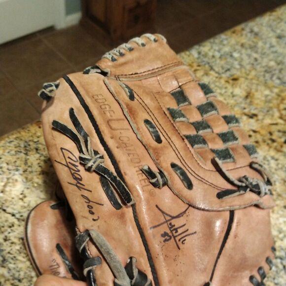 Rare Rawlings RSE90 F Cal Ripkin Jr Special Ed. Signed Unknown Baseball Glove - Picture 12 of 12